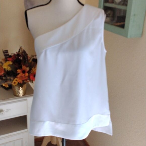 Banana Republic One Shoulder Top - Picture 11 of 11